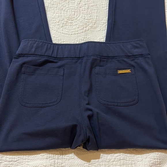 Lilly Pulitzer Navy Athletic Pants. Nearly new. Size XS. - Picture 9 of 11